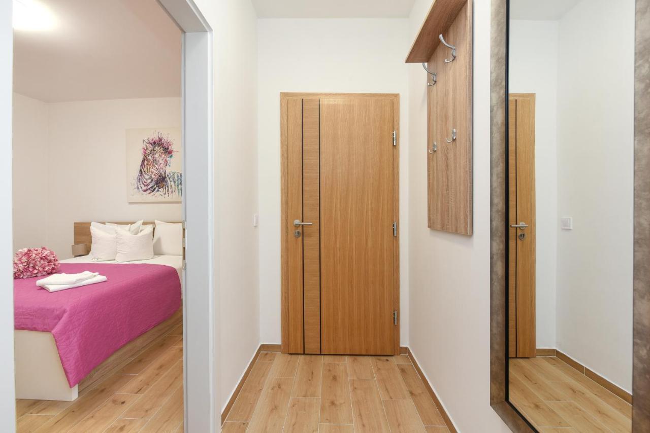 Apartments Lecija Zadar Luaran gambar